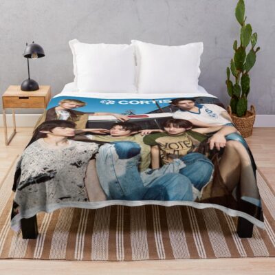 CORTIS Iconic Edition Throw Blanket