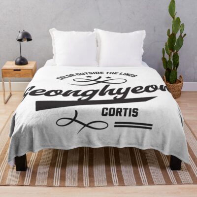 Seonghyeon CORTIS Morcaworks Throw Blanket